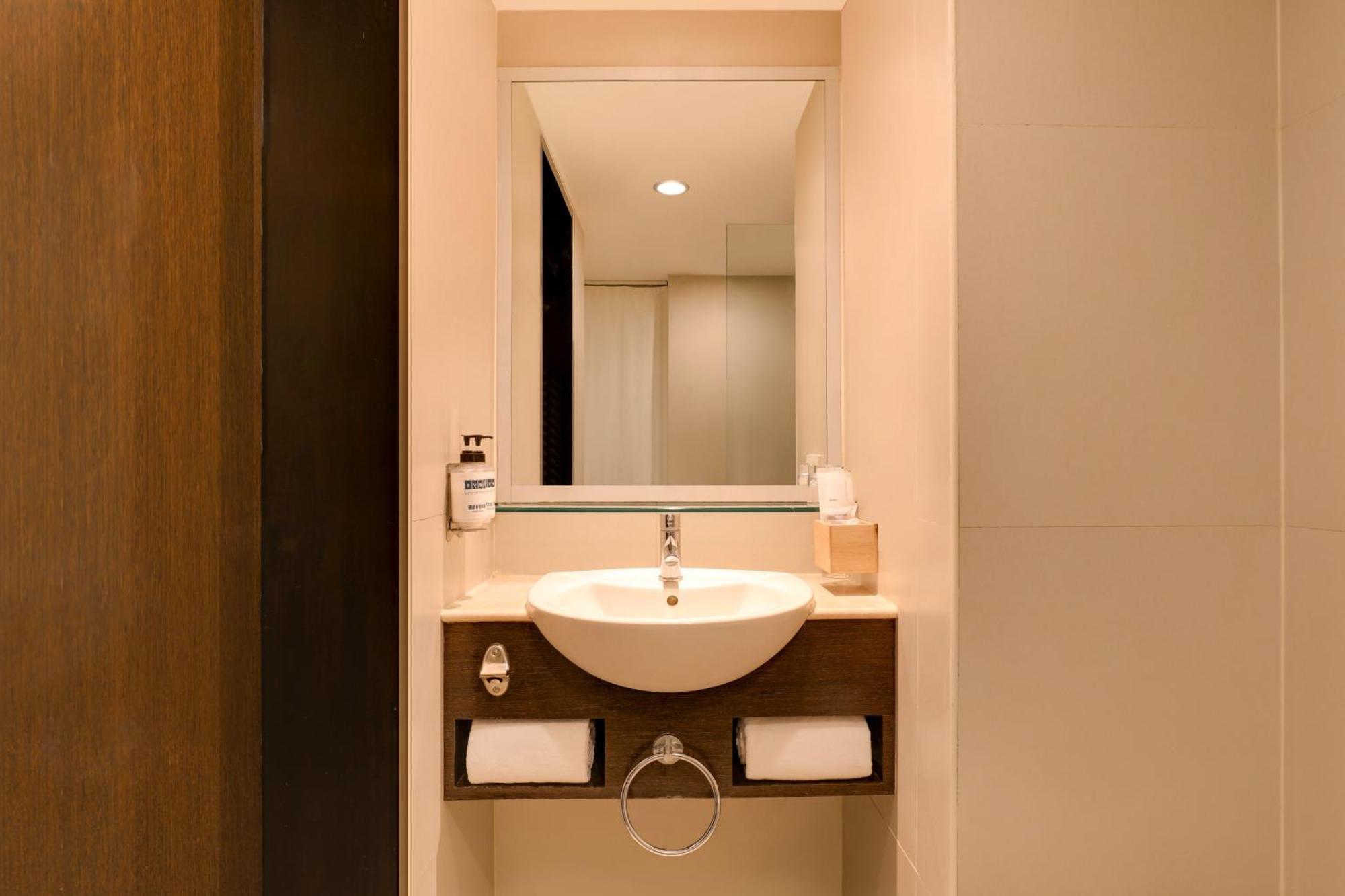 Keys Select By Lemon Tree Hotels, Hosur Road, Bengaluru Eksteriør billede